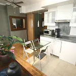 Paris Interiors Rentals - Le Marais Louvre - Notre Dame